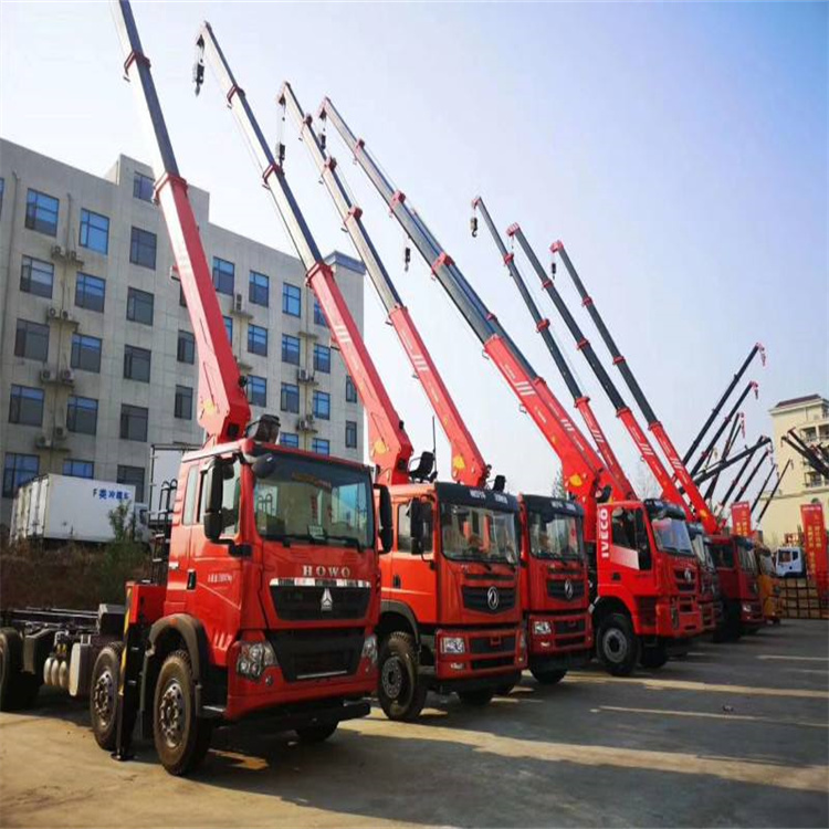 卫东租专业吊车电话