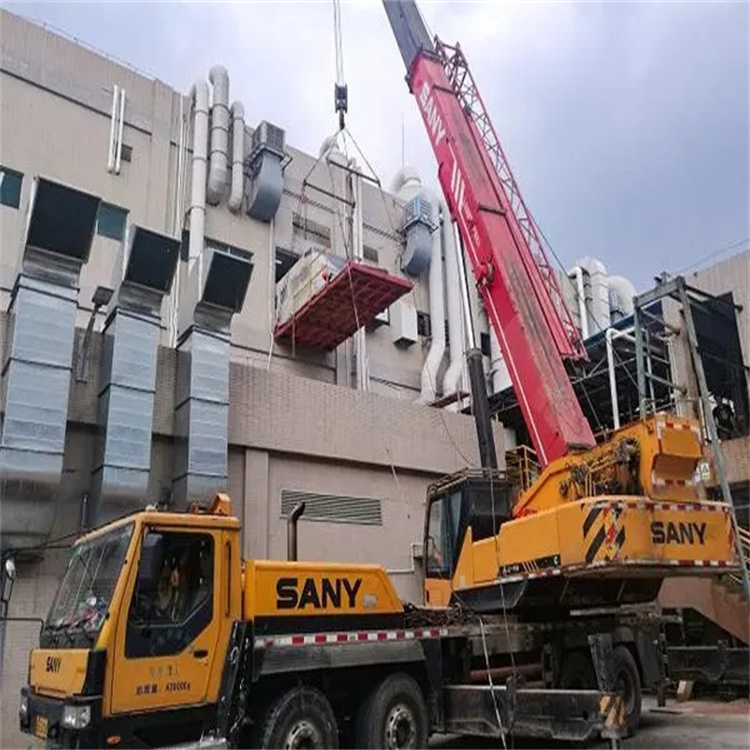 卫东租赁大型汽车吊，助力工程项目高效进行