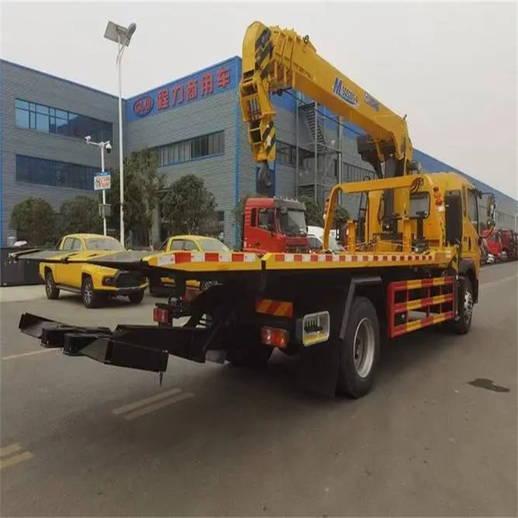 卫东附近小随车吊出租电话，轻松解决搬运烦恼