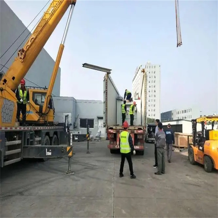 卫东如何找到附近的吊车救援服务